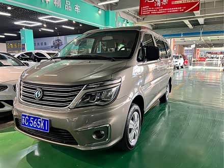 菱智 2017款 M5 1.6L 标准型