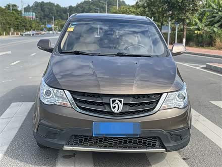 宝骏730 2014款 1.5L 手动标准型 7座