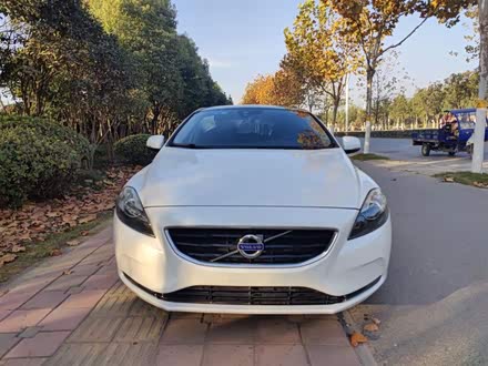 沃尔沃V40 2014款 2.0T 智雅版
