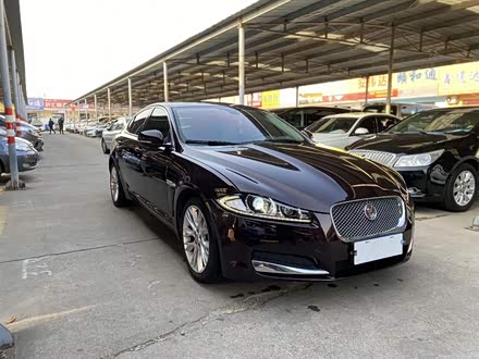 捷豹XF 2015款 XF 2.0T 豪华版