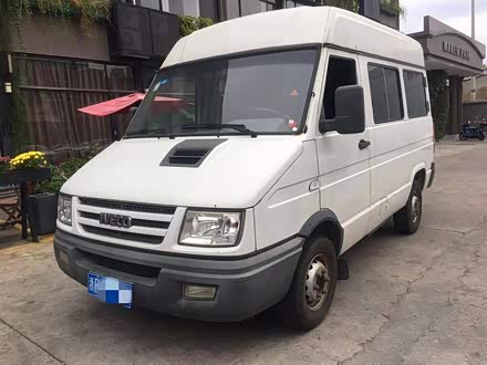 依维柯得意 2009款 2.8T-V35基本型