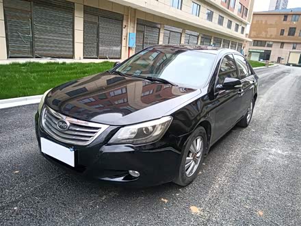 比亚迪G6 2011款 2.0L 手动豪华型