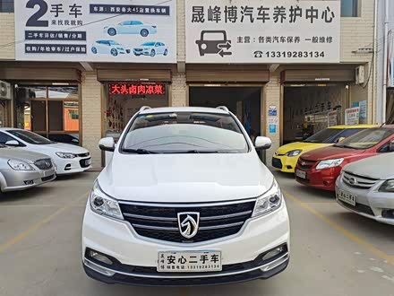 宝骏730 2019款 1.5L 手动时尚型 7座 国V