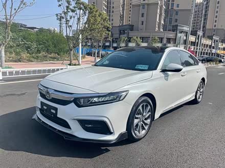 英仕派 2019款 260TURBO 精致版 国VI