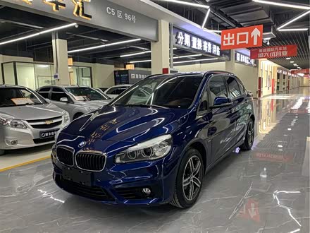 宝马2系旅行车 2016款 218i 运动设计套装