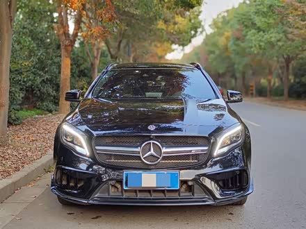 奔驰GLA AMG 2017款 AMG GLA 45 4MATIC 暗夜雷霆限量版
