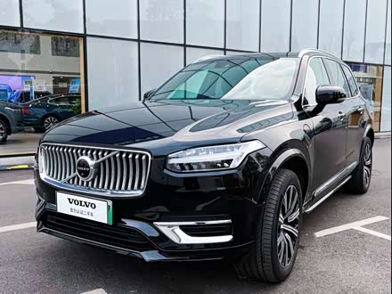 沃尔沃XC90新能源 2021款 E驱混动 T8 智尊豪华版 7座