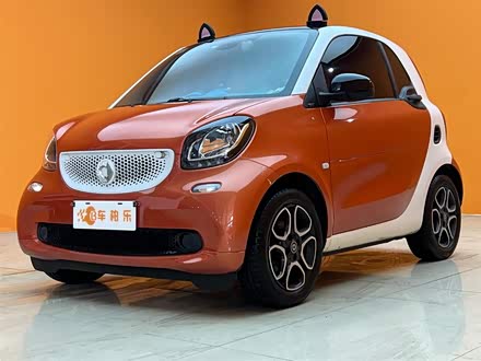 smart fortwo 2016款 0.9T 66千瓦硬顶先锋版