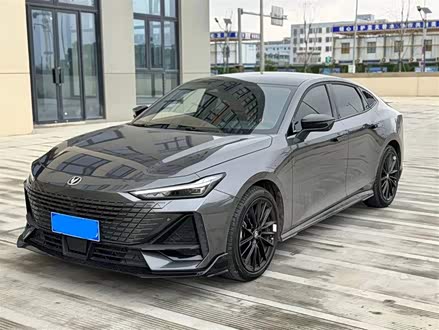 长安UNI-V 2023款 1.5T 运动版