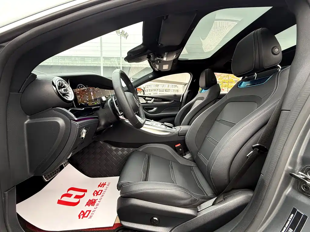 MERCEDES-BENZ AMG GT