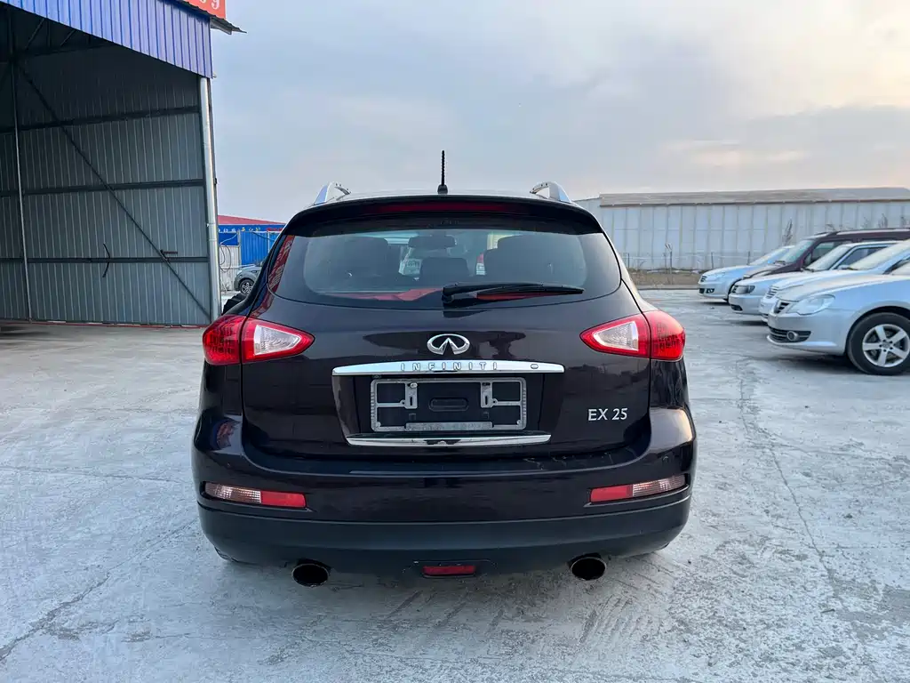 Infiniti EX 2010 EX25