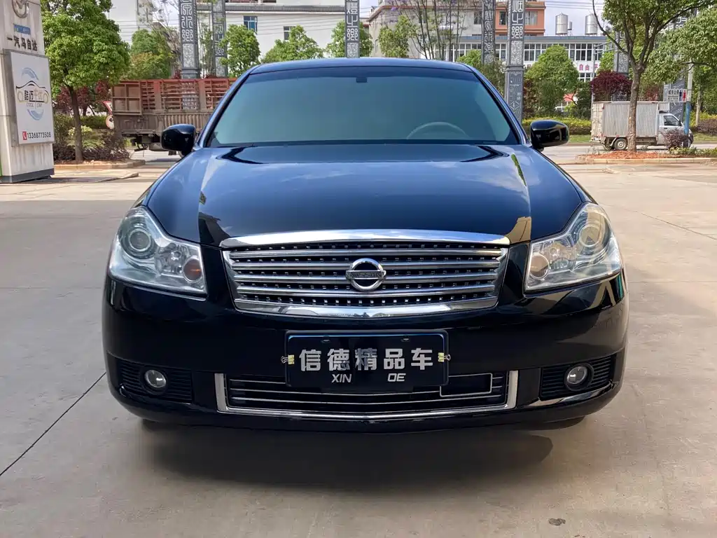 Nissan Fuga 2006