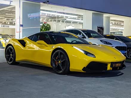 法拉利488 2015款 488 GTB
