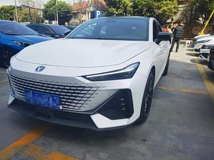 长安UNI-V 2022款 1.5T 运动版