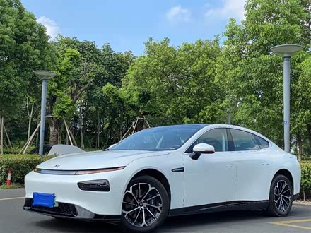 小鹏P7 2022款 586E