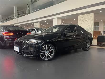 宝马2系 2019款 225i 运动设计套装