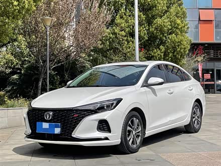 逸动 2020款 PLUS 蓝鲸NE 1.4T GDI DCT旗舰型
