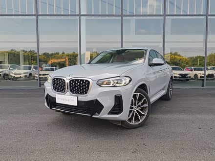 宝马X4 2022款 xDrive 30i M运动套装