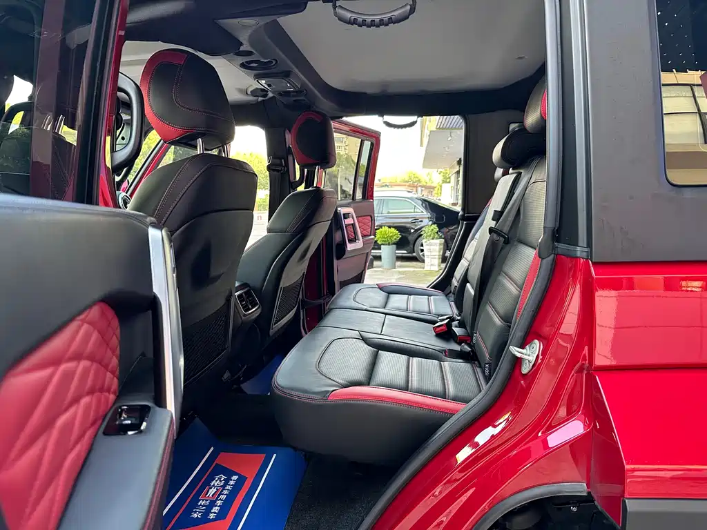 Beijing Off-Road BJ40 2.0T Auto 4WD City Hunter Edition Knight Type, фото 11