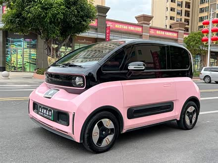 宝骏KiWi EV 2022款 设计师轻享版 三元锂