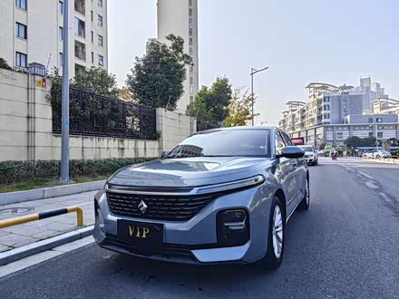 宝骏RC-5 2020款 1.5T CVT智耀尊享型