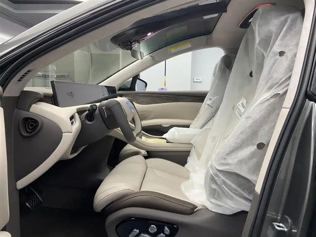 ZHIJI AUTOMOBILE ZHIJI LS7