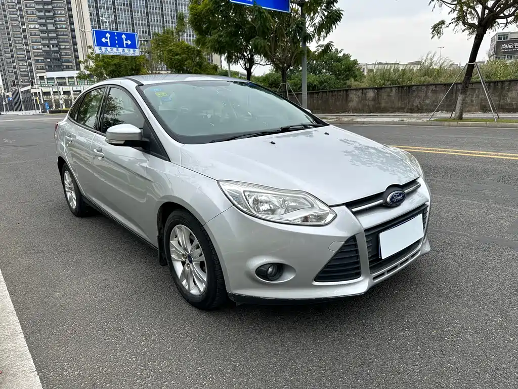 Ford Focus 2012 1.6L AT Comfort