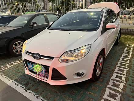 福克斯 2012款 三厢 1.6L 自动风尚型