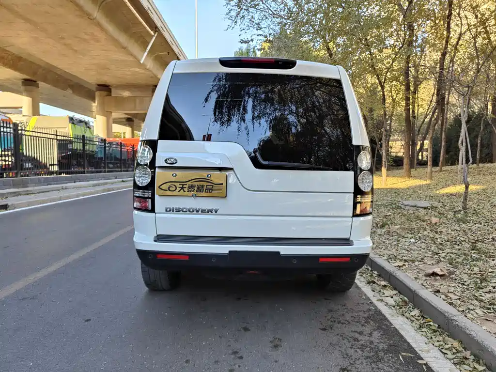 Land Rover Discovery 2016 3.0 SC SE