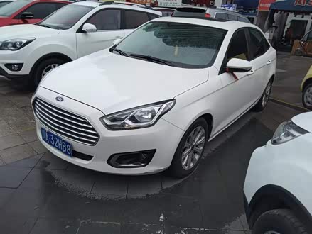 福睿斯 2015款 1.5L 手动时尚型