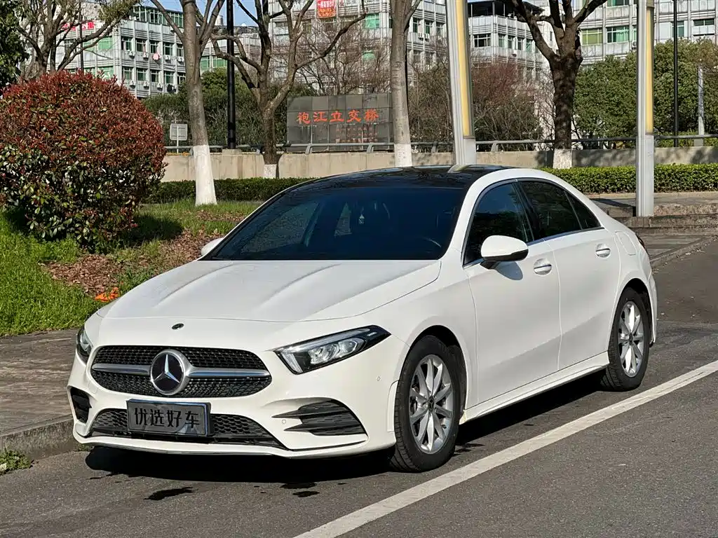 MERCEDES-BENZ A CLASS