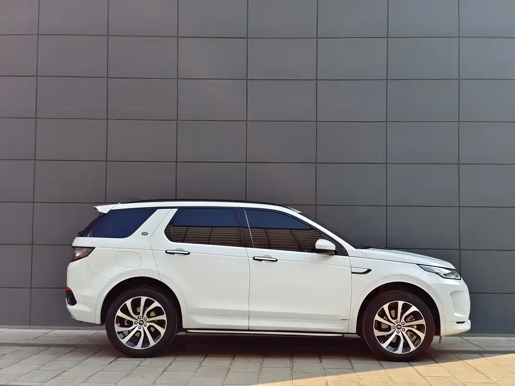 LAND ROVER DISCOVER SPORTS