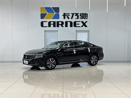 帕萨特 2022款 330TSI 尊贵版