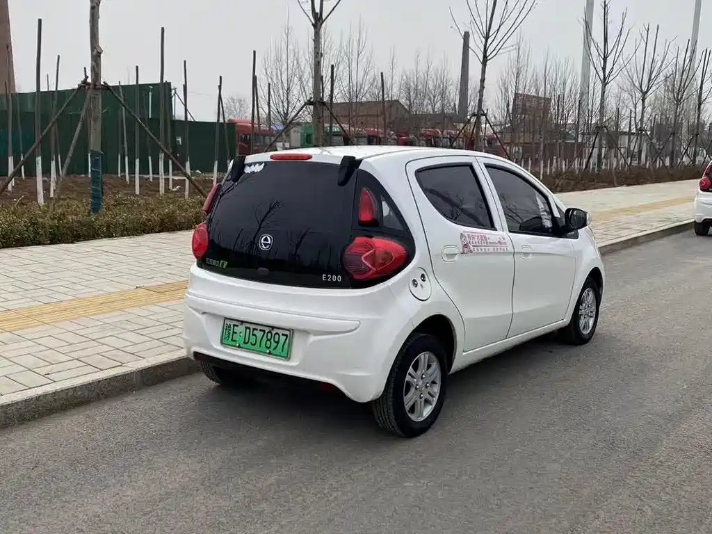 JMEV E200L 2016 E200