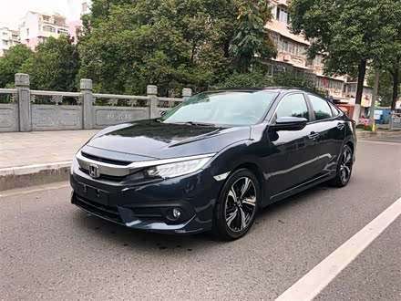 思域 2016款 220TURBO CVT尊贵版