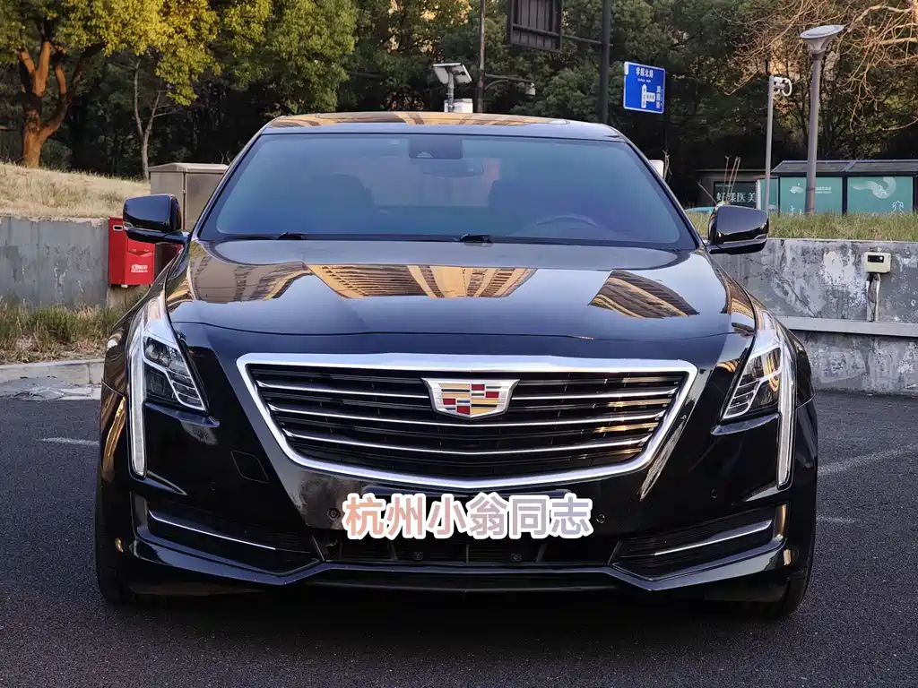 CADILLAC CT6