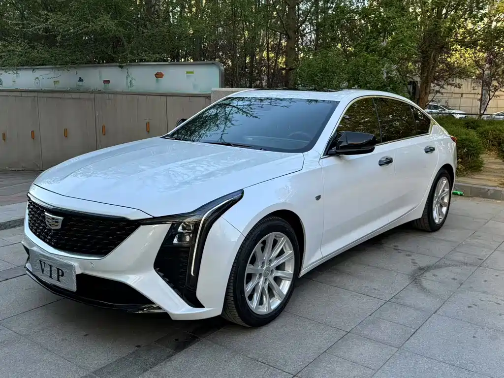 Кадиллак CT5 2024 года 28T Люксовая версия 6700 km 2024