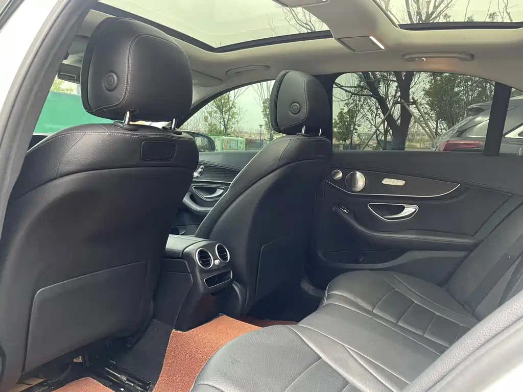 MERCEDES-BENZ C CLASS