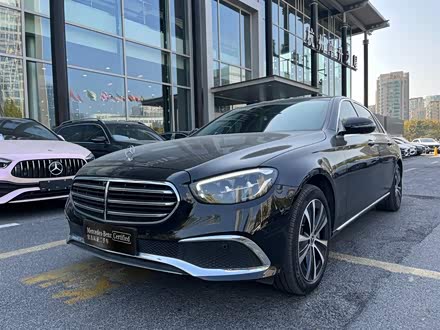 奔驰E级新能源 2022款 改款二 E 350 e L 插电式混合动力轿车