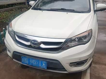 比亚迪S7 2015款 1.5T 升级版 手动尊贵型