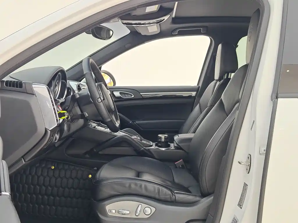 Porsche Cayenne 2012 3.6L
