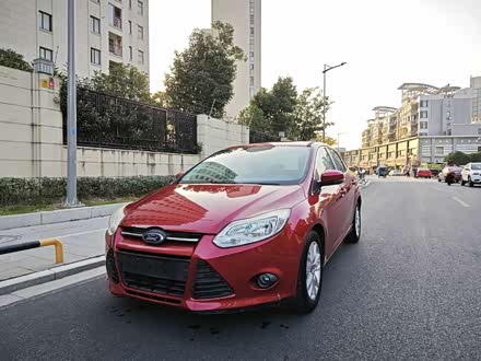 福克斯 2012款 三厢 1.6L 自动舒适型