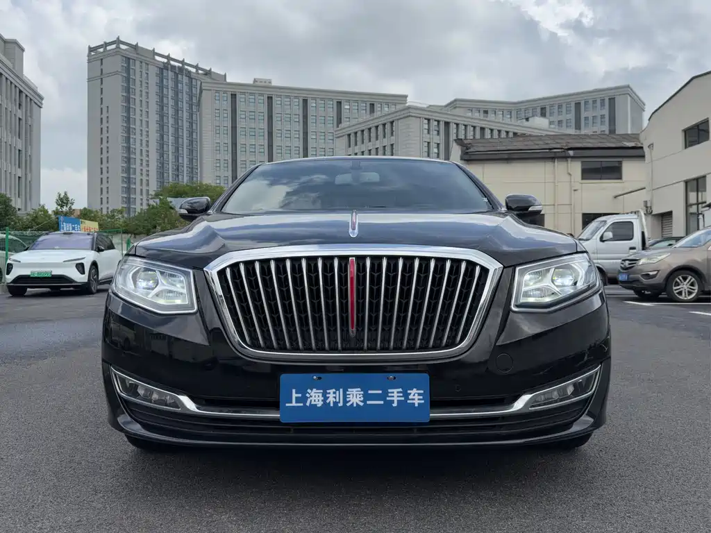 RED FLAG HONGQI H7