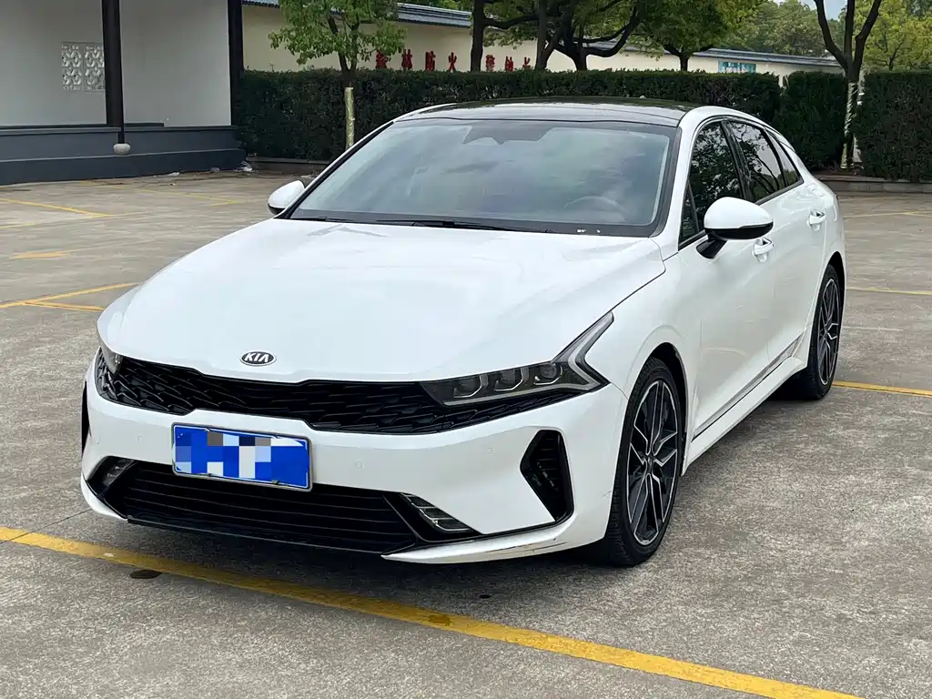 Кia K5 2021 года 380T GT-Line顶级版 31000 km 2021