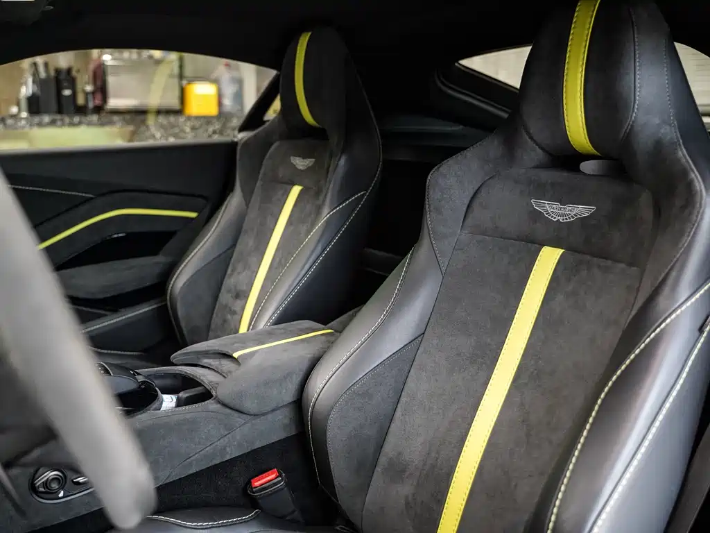 Aston Martin V8 Vantage 2022 4.0T V8 F1 Edition Coupe