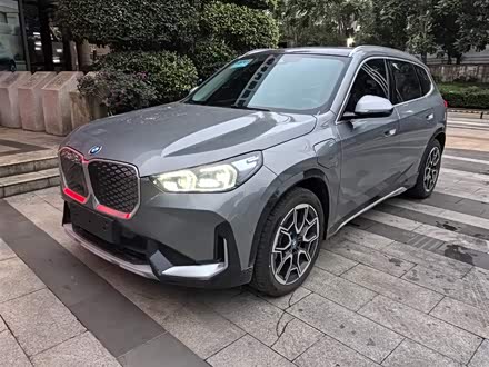宝马iX1 2023款 xDrive30L X设计套装