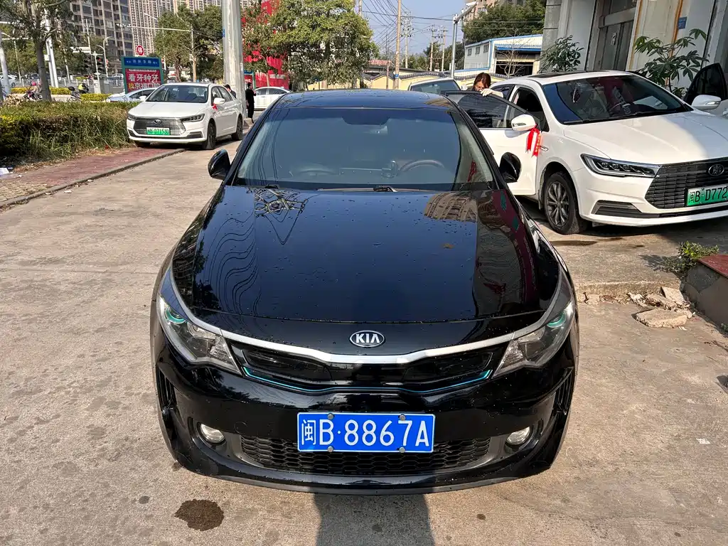 KIA  K5