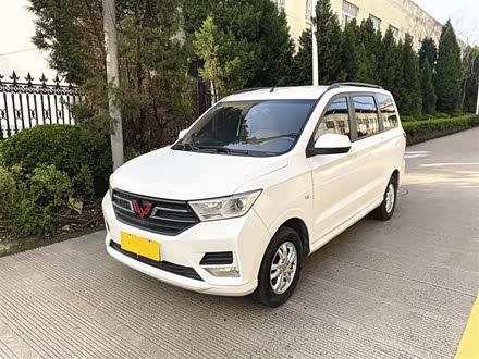 五菱宏光 2019款 1.5L S基本型国VI LAR