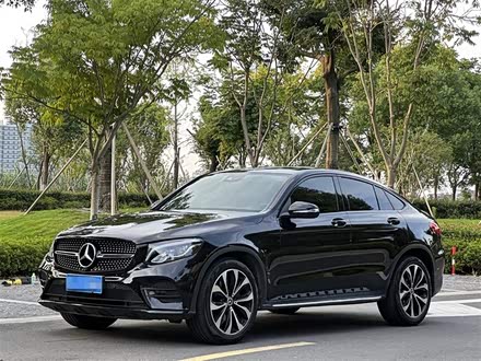 奔驰GLC轿跑 2017款 GLC 260 4MATIC 轿跑SUV
