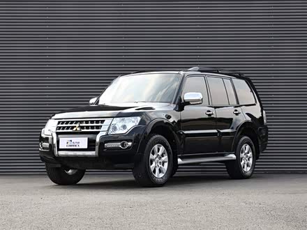 帕杰罗(进口) 2016款 3.0L 自动尊贵版 国V